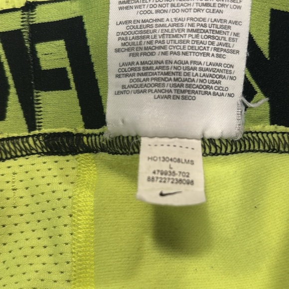 Nike Men’s Yellow Tights with Nike Men’s Running Singlet. - Picture 3 of 10